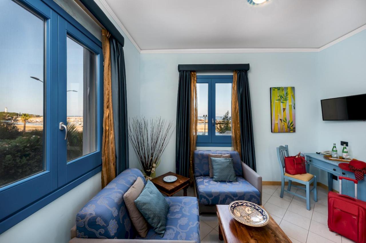 Hotel Ristorante Mediterraneo Faro San Vito Lo Capo Exteriör bild
