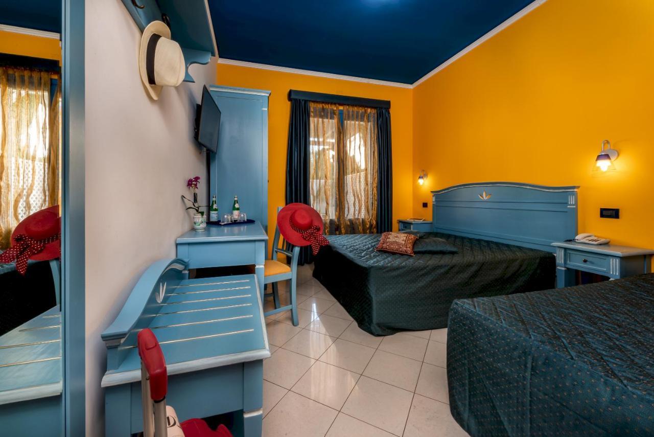 Hotel Ristorante Mediterraneo Faro San Vito Lo Capo Exteriör bild