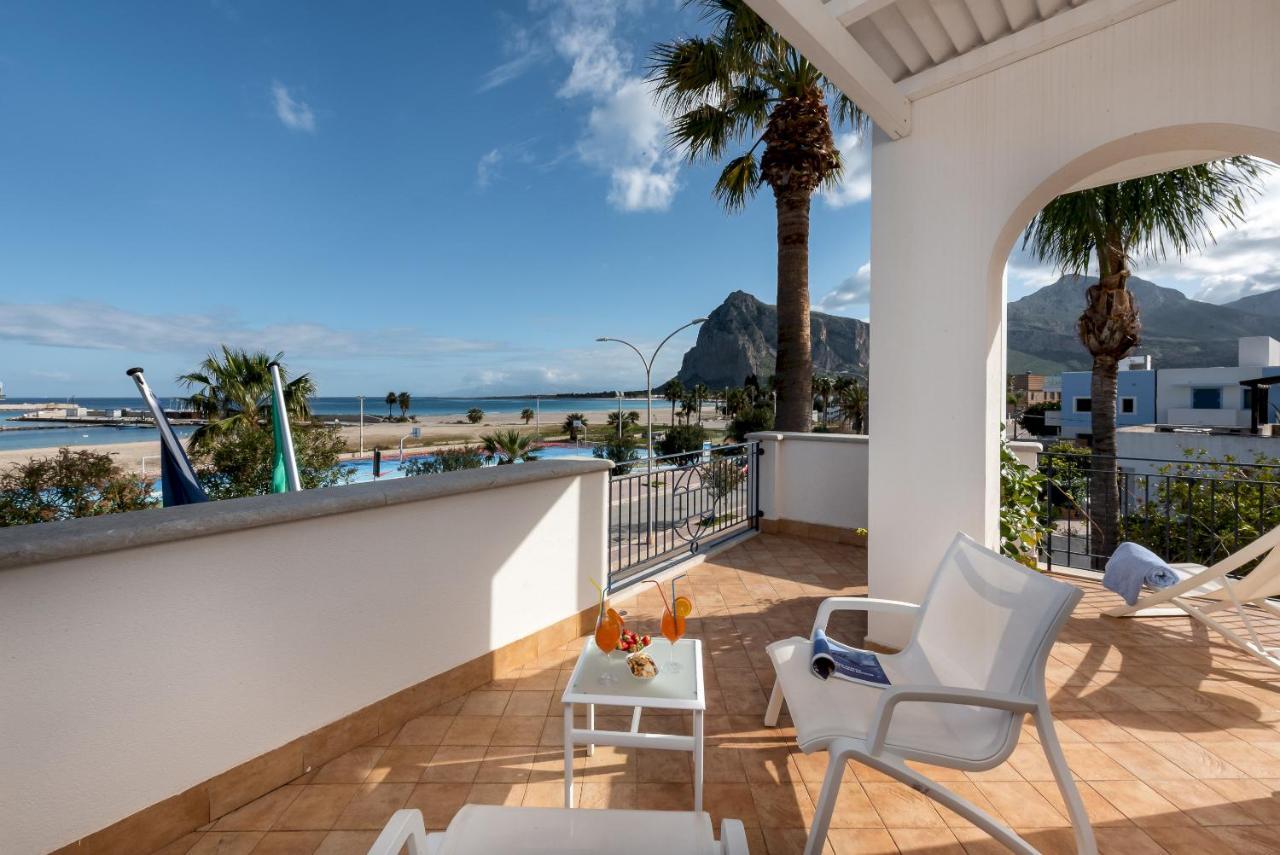 Hotel Ristorante Mediterraneo Faro San Vito Lo Capo Exteriör bild