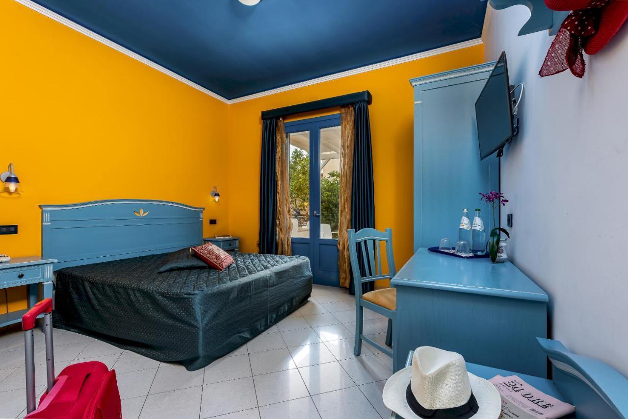 Hotel Ristorante Mediterraneo Faro San Vito Lo Capo Exteriör bild