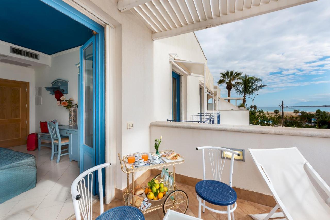 Hotel Ristorante Mediterraneo Faro San Vito Lo Capo Exteriör bild