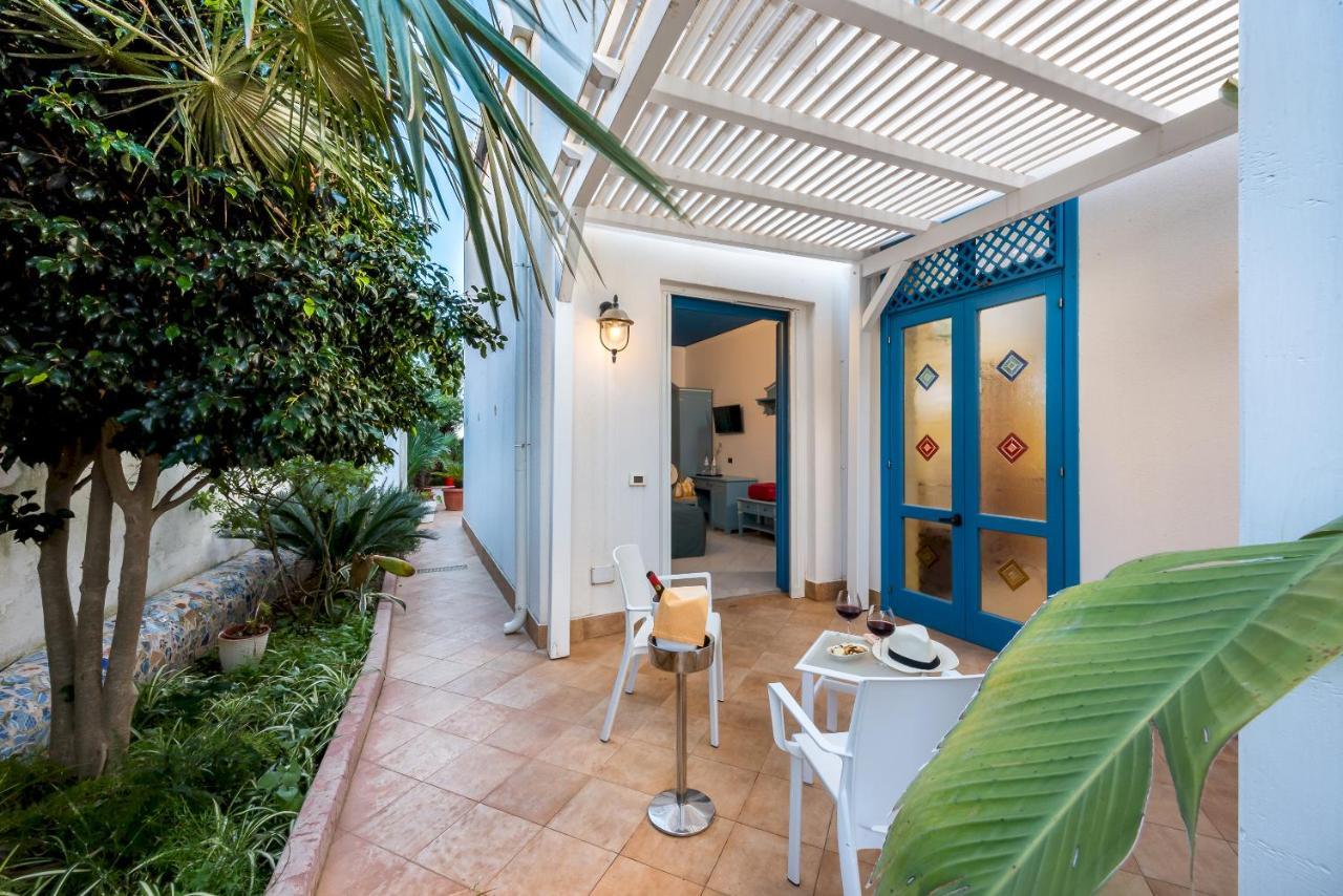 Hotel Ristorante Mediterraneo Faro San Vito Lo Capo Exteriör bild