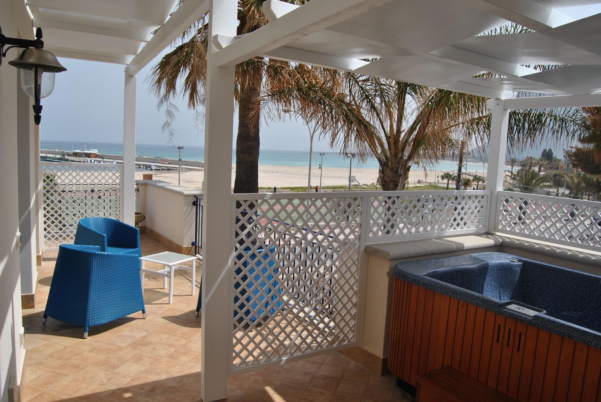 Hotel Ristorante Mediterraneo Faro San Vito Lo Capo Exteriör bild