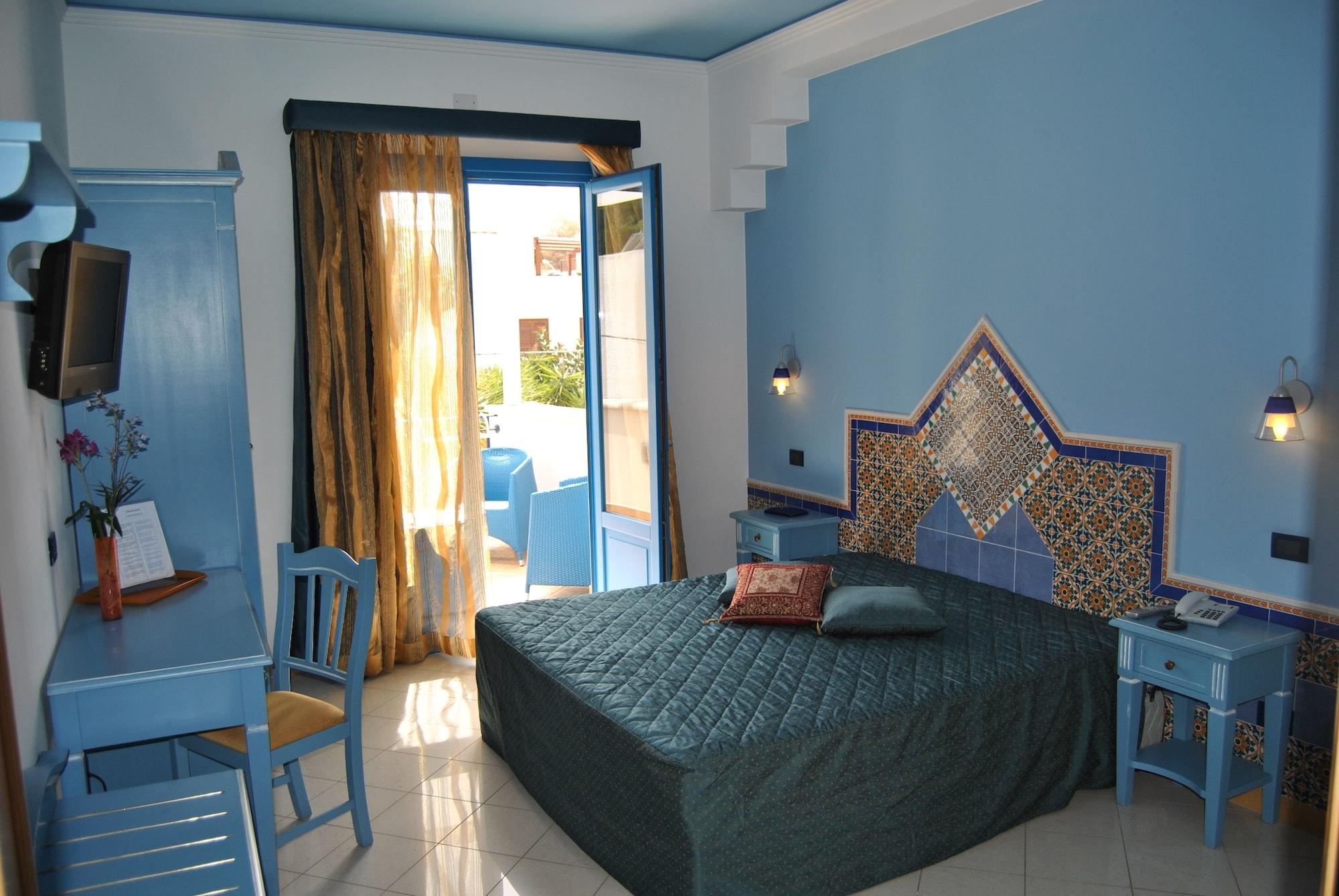 Hotel Ristorante Mediterraneo Faro San Vito Lo Capo Exteriör bild