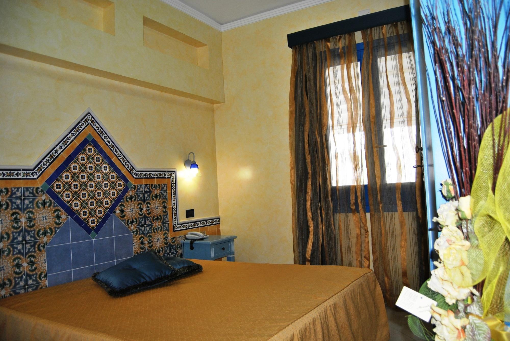 Hotel Ristorante Mediterraneo Faro San Vito Lo Capo Exteriör bild