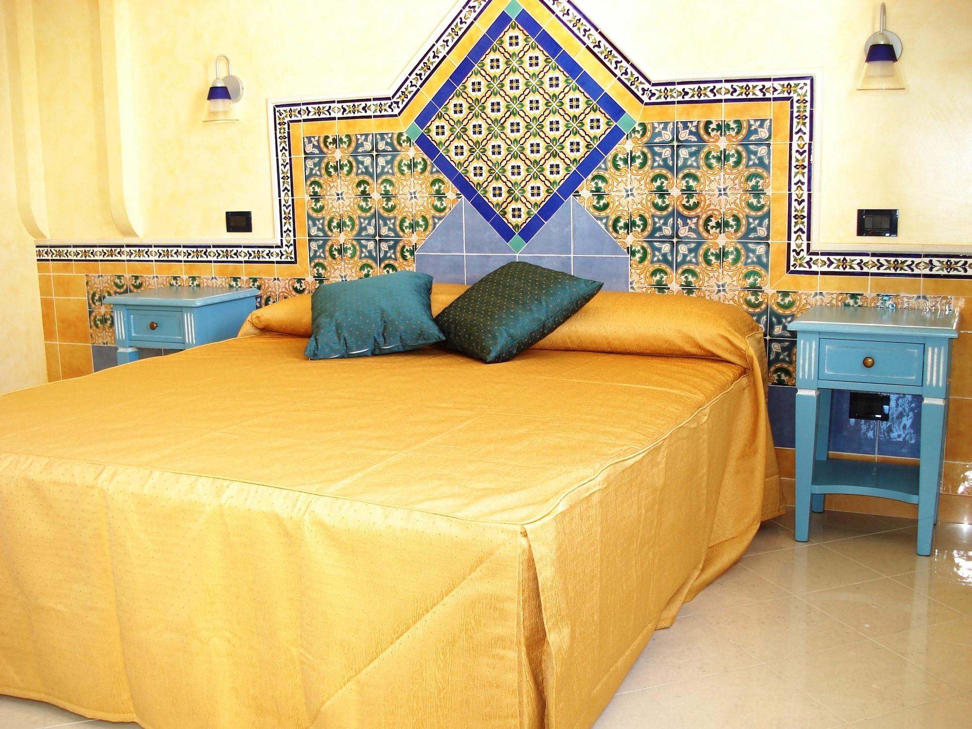 Hotel Ristorante Mediterraneo Faro San Vito Lo Capo Exteriör bild