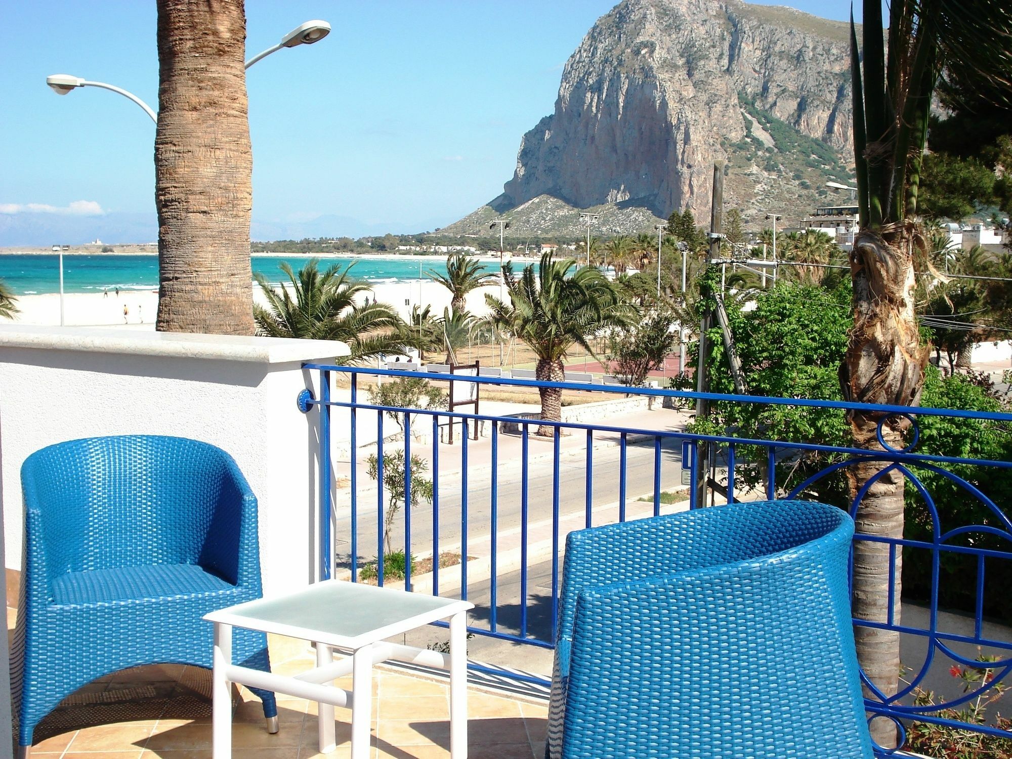 Hotel Ristorante Mediterraneo Faro San Vito Lo Capo Exteriör bild